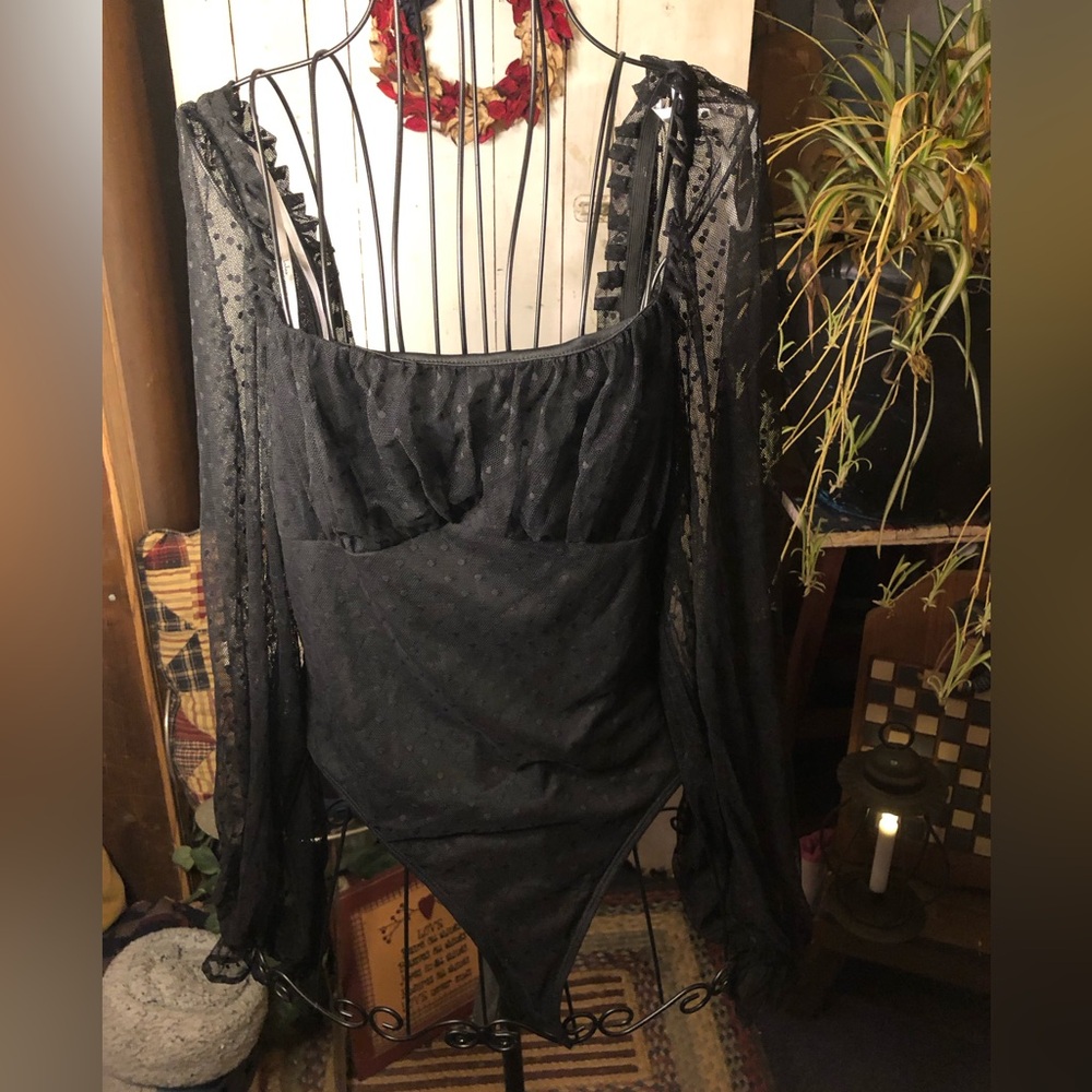 Sexy black LULUS bodysuit Large